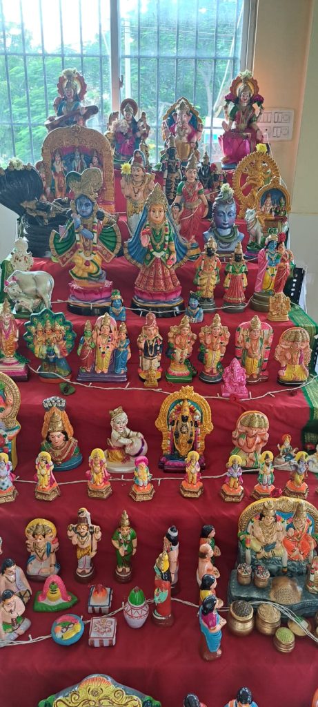 NAVARATHIRI-GOLU